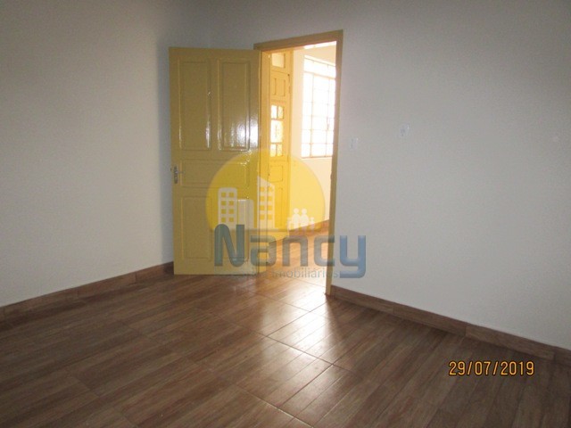 Casa para alugar com 2 quartos, 79m² - Foto 9