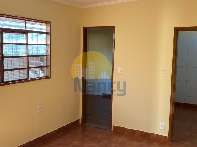 Casa para alugar com 3 quartos, 106m² - Foto 25