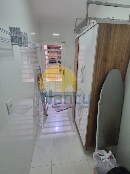 Apartamento para alugar com 3 quartos, 85m² - Foto 18